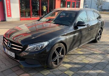 Mercedes-Benz C 250 297.400 km 10.500 &euro; Hönow 15366