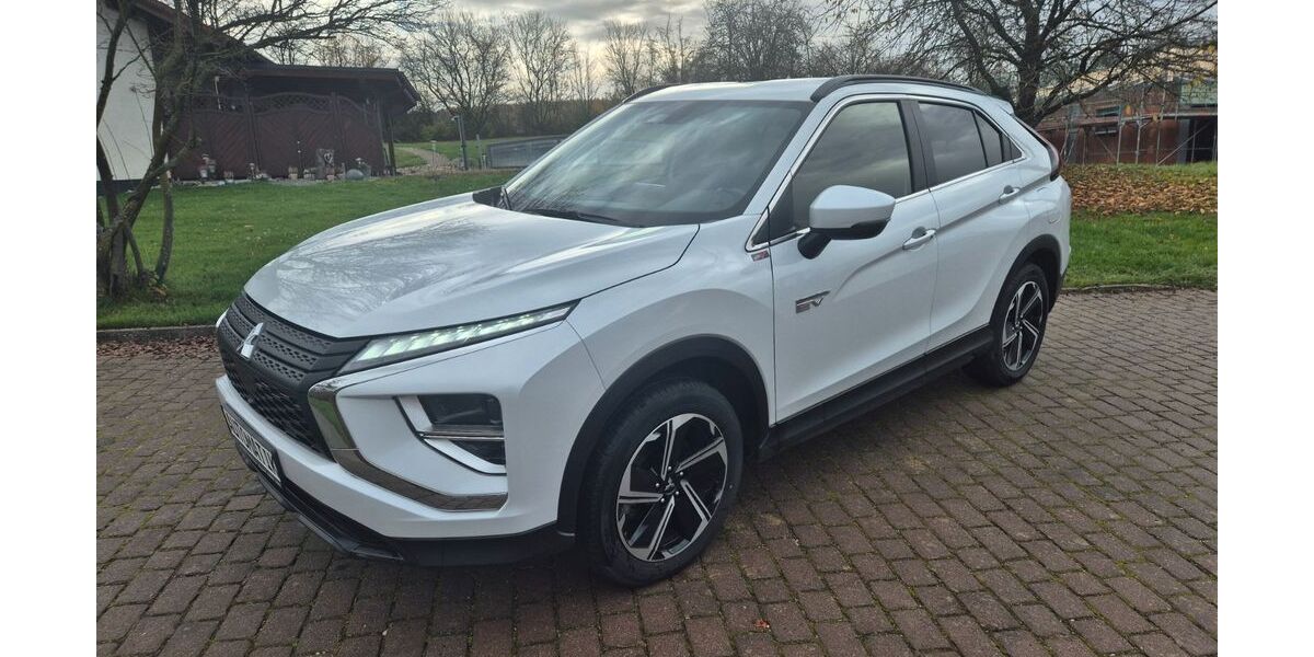 Mitsubishi Eclipse Cross 39.990 km 19.900 &euro; Großheirath-OT Rossach 96269