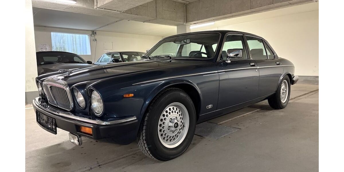 Jaguar Daimler 109.317 km 28.900 &euro; München 81737