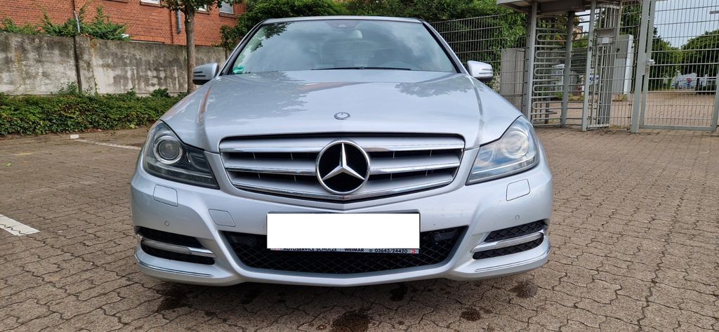 Mercedes-Benz C 250 188.000 km 8.300 &euro; Hannover 30179