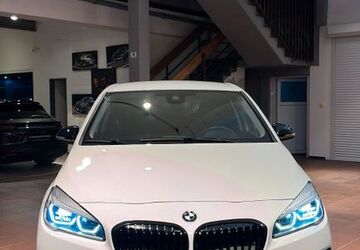 BMW 216 Active Tourer 88.000 km 15.999 &euro; Gelsenkirchen 45888
