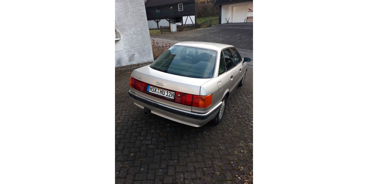 Audi 90 232.023 km 5.900 &euro; Schmallenberg 57392