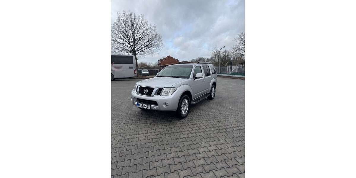 Nissan Pathfinder 153.116 km 22.199 &euro; Neuenkierchen 48485