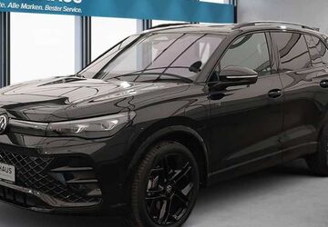 VW Tiguan 11.925 km 49.650 &euro; Cloppenburg 49661