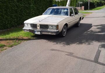 Oldsmobile Delta 88 135.000 km 14.950 &euro; Hechthausen 21755