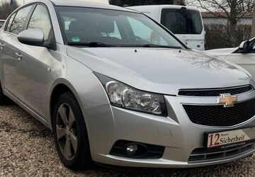 Chevrolet Cruze 119.021 km 4.999 &euro; Bad Lauchstädt 06246