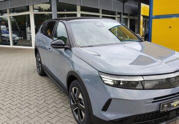 Opel Grandland (X) 9.500 km 31.900 &euro; Zossen 15806