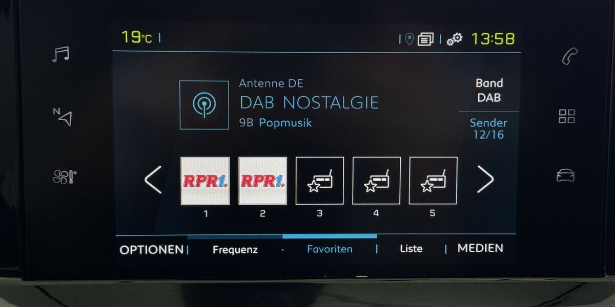 Peugeot 208 e- 136 Active Pack 1.Hand Carplay Sitzhzg 35.300 km 14.870 &euro; Lich 35423