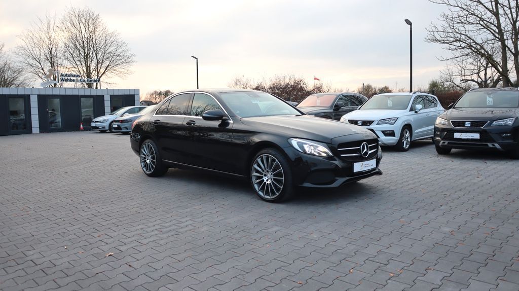 Mercedes-Benz C 250 74.700 km 23.900 &euro; Hannover 30457