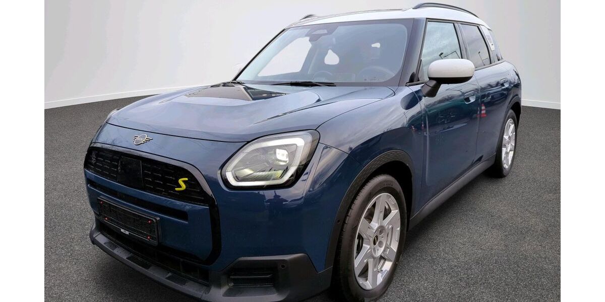 Mini Countryman SE (Cooper) 2.912 km 40.585 &euro; 
