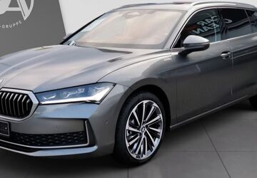 Skoda Superb 11.000 km 47.789 &euro; Vechta 49377