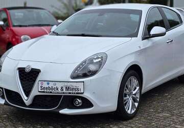Alfa Romeo Giulietta 99.248 km 12.950 &euro; Lemgo 32657