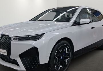 BMW iX 21.874 km 51.970 &euro; München 81827