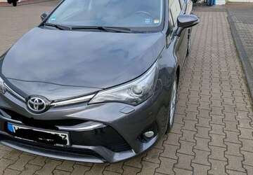 Toyota Avensis 150.550 km 16.000 &euro; Wuppertal 42283