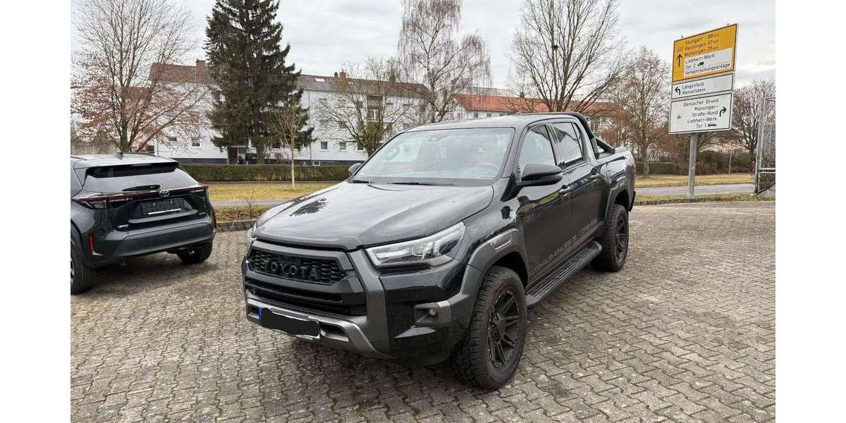 Toyota Hilux 18.000 km 51.900 &euro; Ehingen 89584
