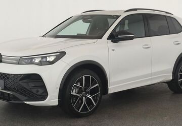 VW Tiguan 9.300 km 49.784 &euro; Düsseldorf 40233