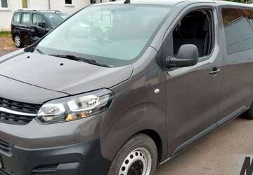 Opel Vivaro 98.850 km 20.950 &euro; Schöningen 38364