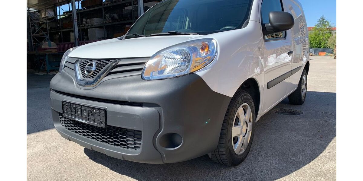 Nissan NV250 166.500 km 8.950 &euro; Bad Bergzabern 76887