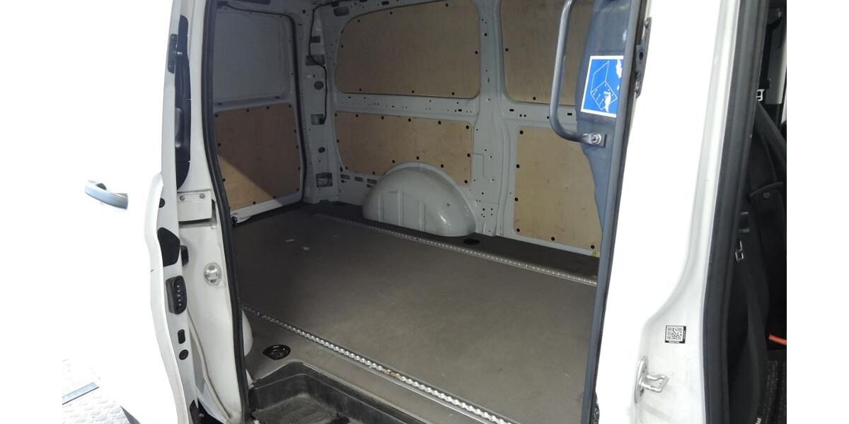 Mercedes-Benz Vito 33.595 km 34.451 &euro; Nordhausen 99734