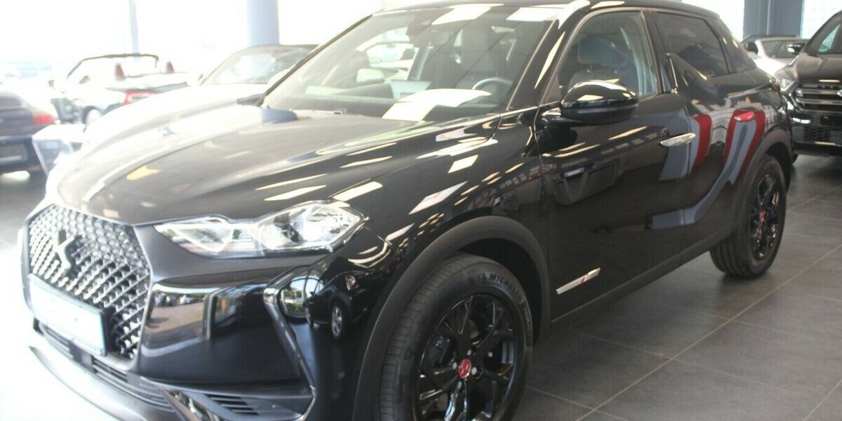 DS Automobiles DS3 Crossback E-Tense Performance Line 37.375 km 14.980 &euro; Euskirchen 53881