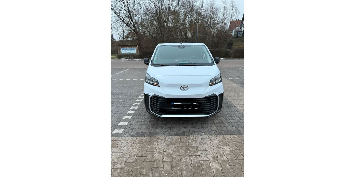 Toyota Proace Verso Electric 6.000 km 31.999 &euro; Lenne 37627