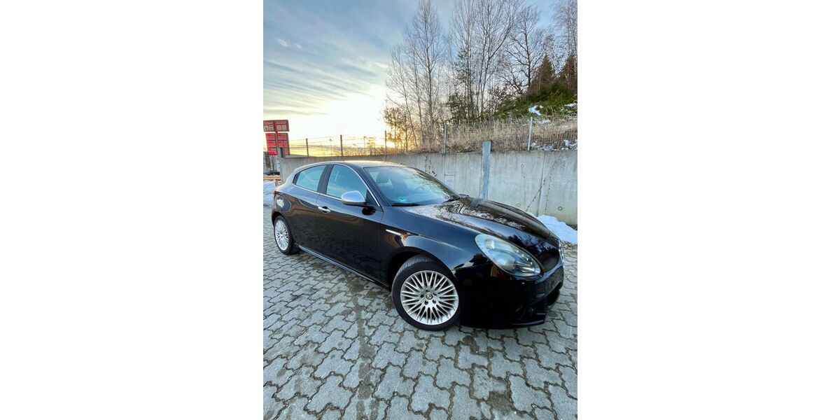 Alfa Romeo Giulietta 170.000 km 5.300 &euro; Eggenfelden 84307
