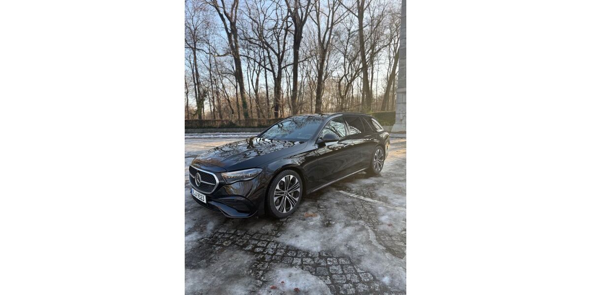 Mercedes-Benz E 300 12.570 km 66.000 &euro; Berlin 12099