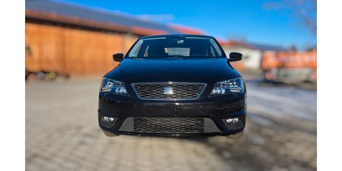 Seat Toledo 122.876 km 8.890 &euro; Oberhausen 82386