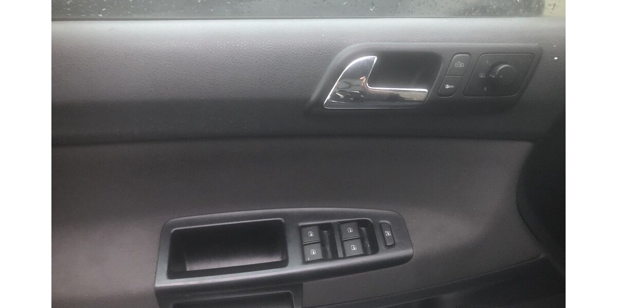 VW Polo 186.000 km 1.600 &euro; Sontra 36205