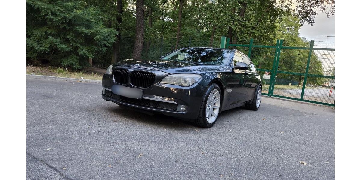 BMW 740 250.000 km 11.000 &euro; Berlin 13597