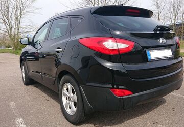 Hyundai ix35 162.000 km 9.550 &euro; Flensburg 24939