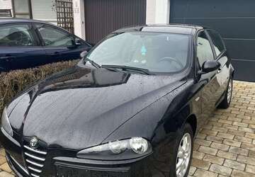 Alfa Romeo 147 147.000 km 2.900 &euro; Neckartenzlingen 72654