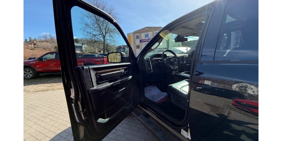 Dodge RAM 1500 5,7 HEMI LARAMIE UNFALLFREI 126.000 km 32.500 &euro; Rudolstadt 07407