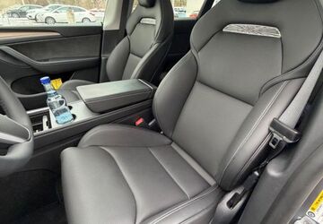 Tesla Model Y 14.500 km 44.999 &euro; Schieder 32816