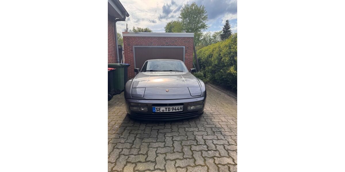 Porsche 944 212.000 km 20.990 &euro; Norderstedt 22851