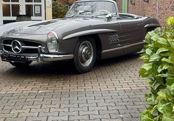 Mercedes-Benz 300 31.800 km 1.340.000 &euro; Gütersloh 33335