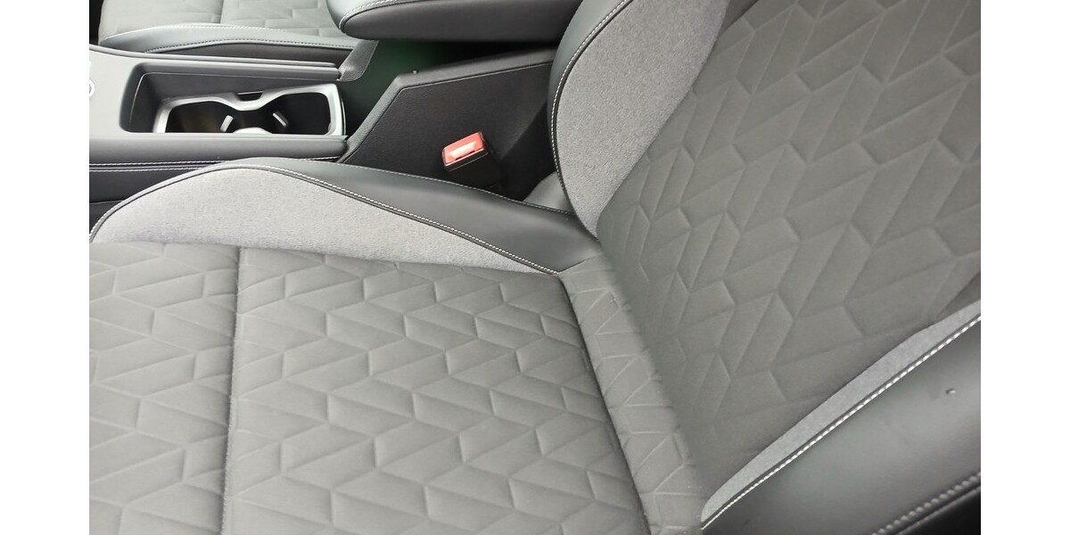 VW Tiguan 22.500 km 32.500 &euro; uplengen 26670