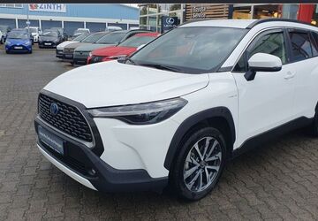 Toyota Corolla Cross 50.600 km 30.990 &euro; Beckum 59269