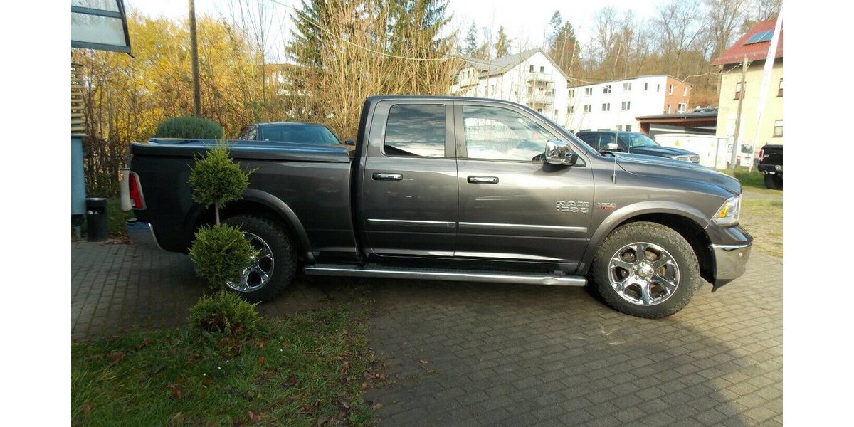 Dodge RAM 1500 5,7 Hemi Laramie UNFALLFREI 107.400 km 31.999 &euro; Rudolstadt 07407