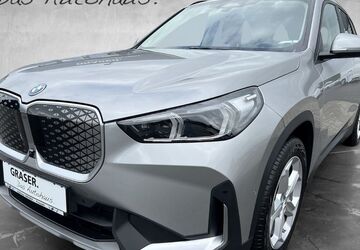 BMW iX1 18.000 km 38.900 &euro; Pressath 92690