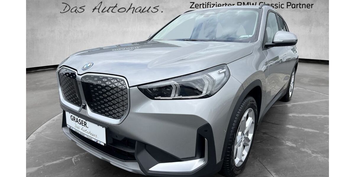 BMW iX1 18.000 km 38.900 &euro; Pressath 92690