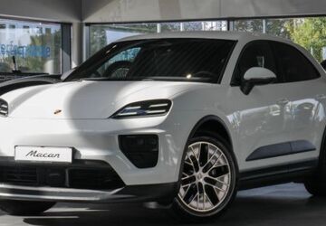 Porsche Macan 9.900 km 87.925 &euro; Magdeburg 39116