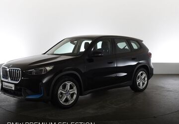 BMW iX1 8.161 km 37.880 &euro; Aachen 52078