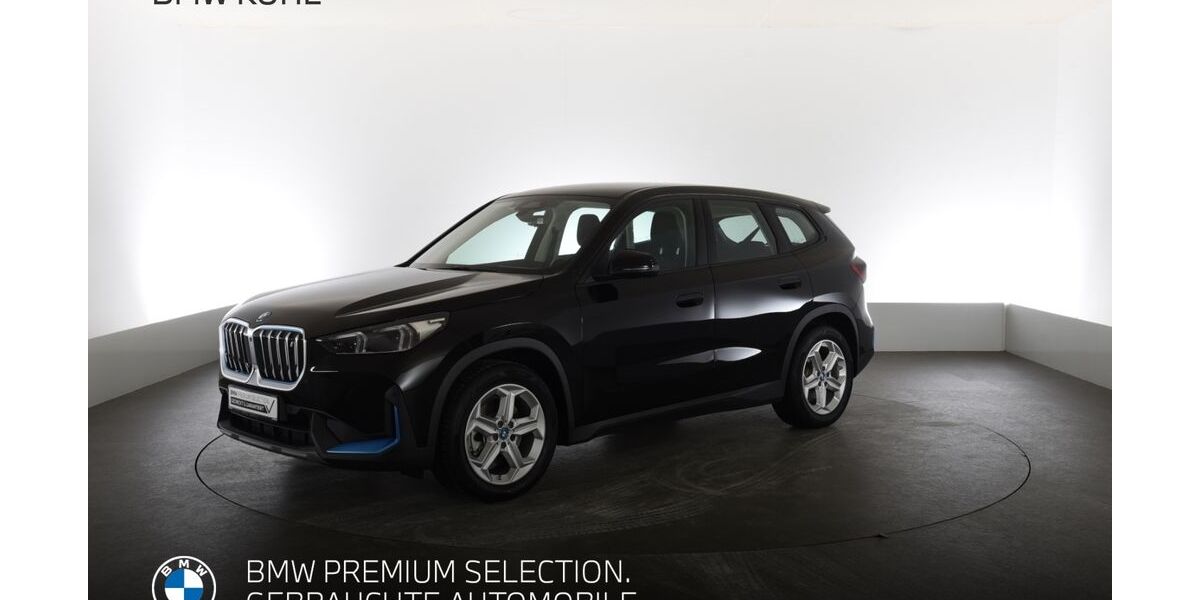 BMW iX1 8.161 km 37.880 &euro; Aachen 52078