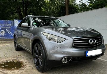 INFINITI QX70 190.000 km 12.900 &euro; Kaltenkirchen 24568