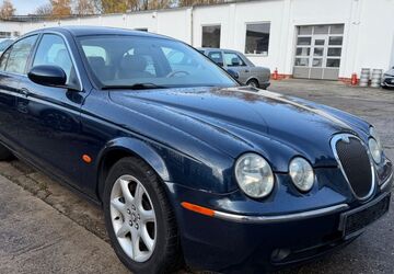 Jaguar S-Type 248.741 km 3.790 &euro; Leipzig 04178