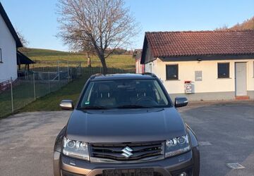 Suzuki Grand Vitara 144.000 km 9.500 &euro; Rothenbuch 63860