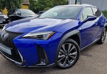 Lexus UX 13.814 km 36.990 &euro; Nürtingen 72622