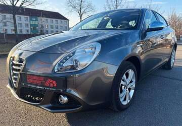 Alfa Romeo Giulietta 153.210 km 9.800 &euro; Leipzig 04129