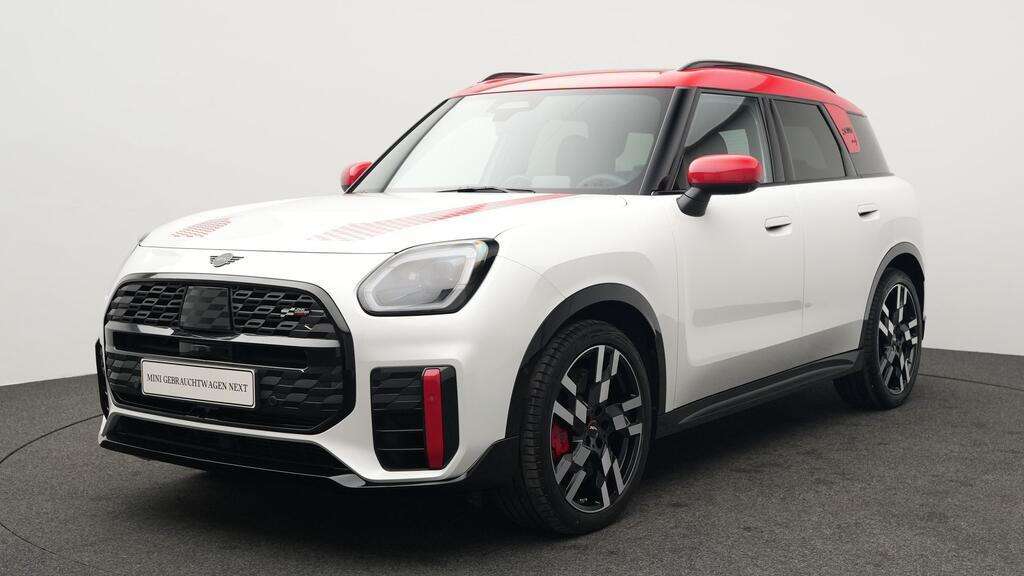Mini JCW Countryman All4 27.062 km 47.368 &euro; München 80788